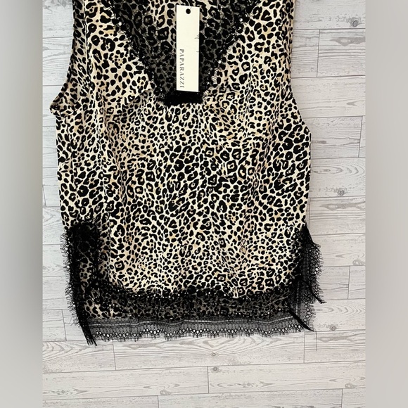 Paparazzi Women's XL Leopard Lace V-Neckline Satin Cami Blouse Black - Picture 3 of 10